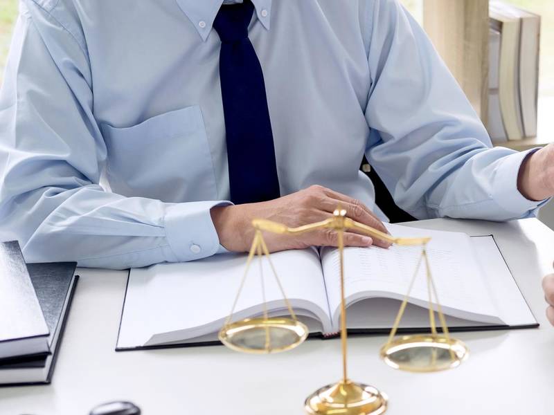 上海刑事辯護律師解答：律師能在同一個案件中代理多個當事人嗎？